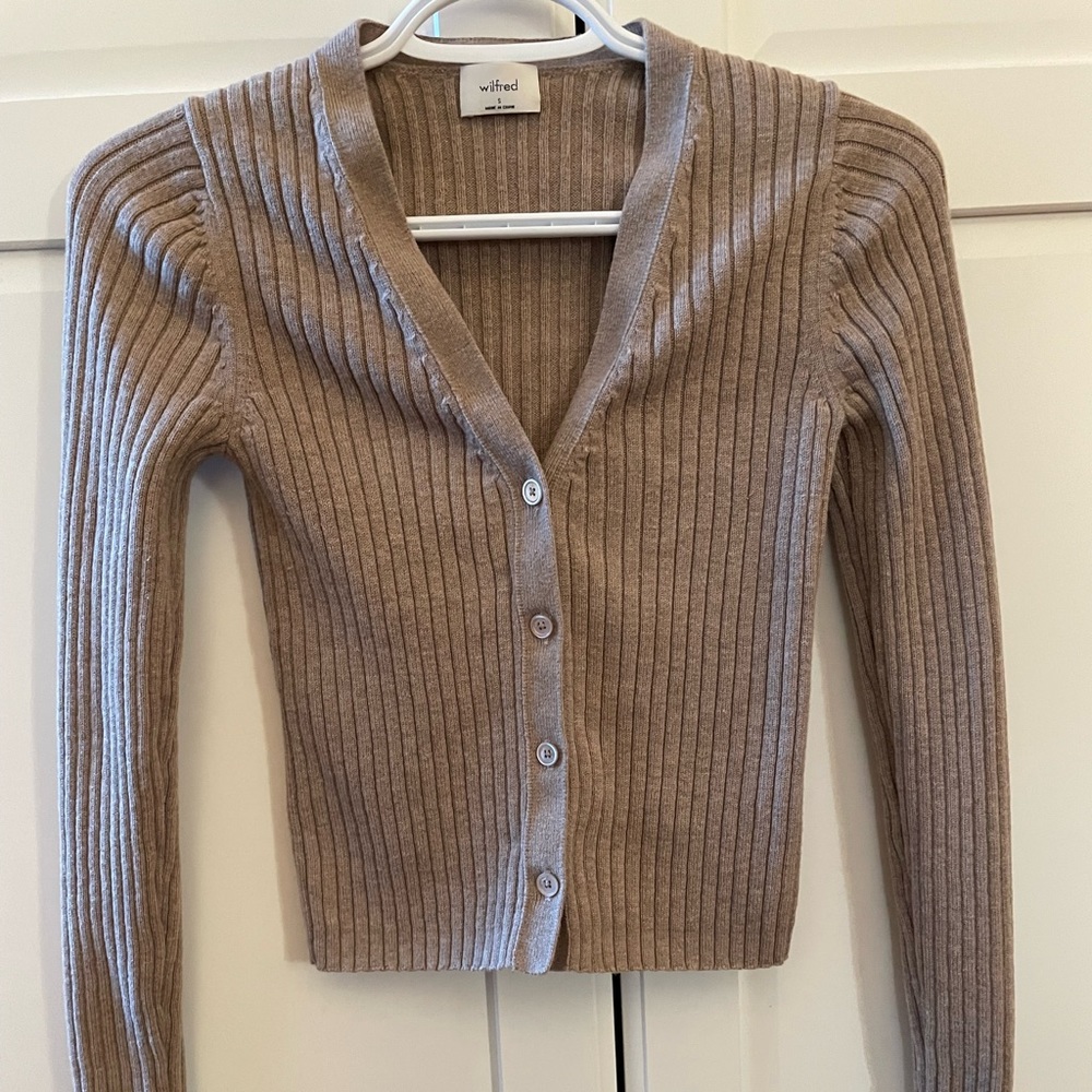 Aritzia Wilfred Manila cardigan